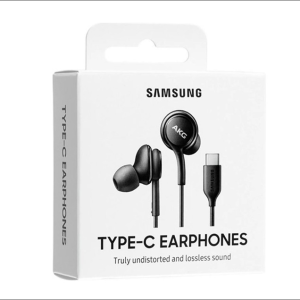 Boîte d'écouteurs noirs USB-C Samsung EO-IC100BB avec produit et prise visibles ; texte en façade : Un son véritablement non déformé et sans perte.