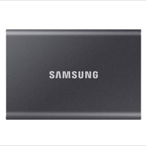 SSD externe Samsung T7 gris, rectangulaire avec logo blanc, présenté en vitrine à Saint-Georges-de-l'Oyapock.