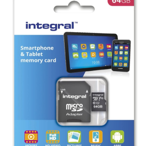 Emballage de la carte mémoire INTEGRAL CARTE MSD64 GB + AD PRO, idéale pour les smartphones et les tablettes, présentée dans une boutique informatique.